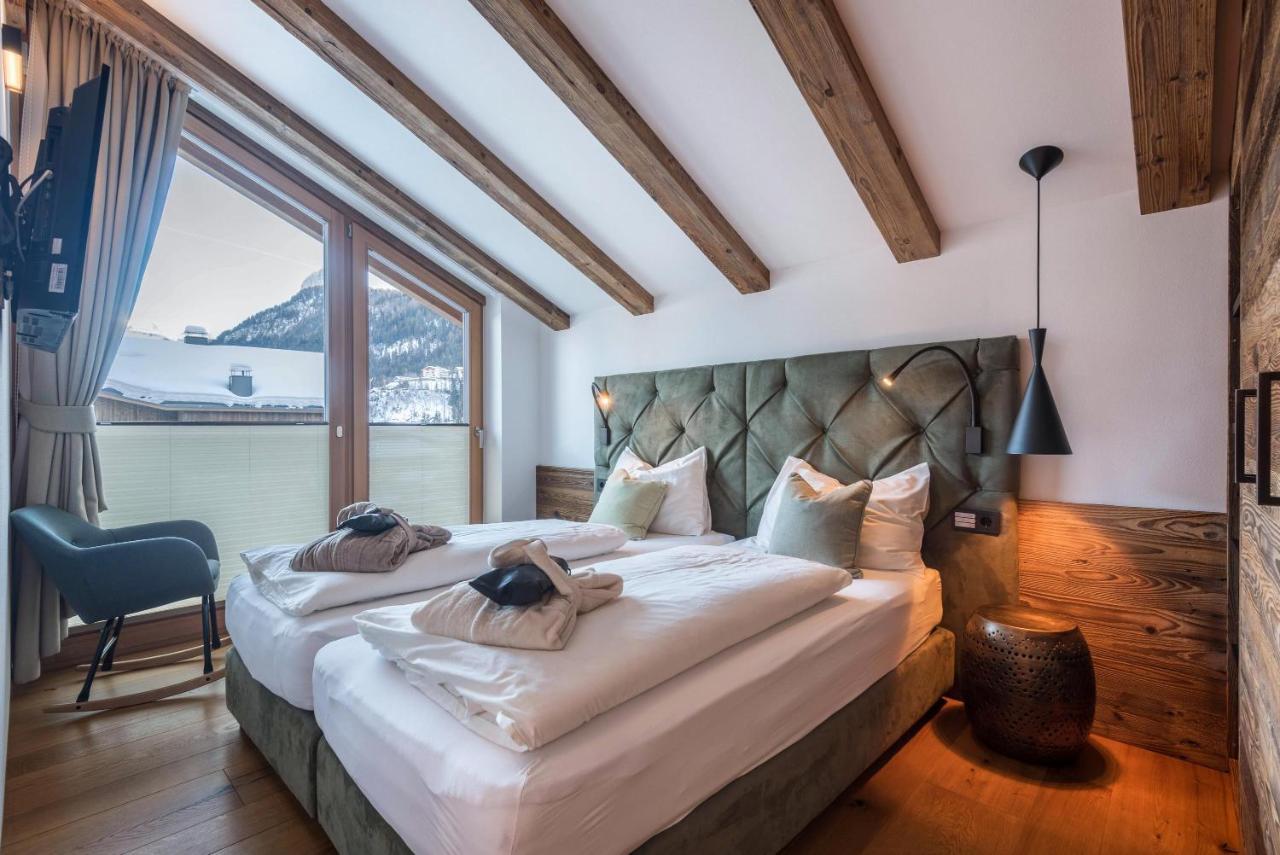 オルティゼーイ Paruda Mountainchaletヴィラ エクステリア 写真